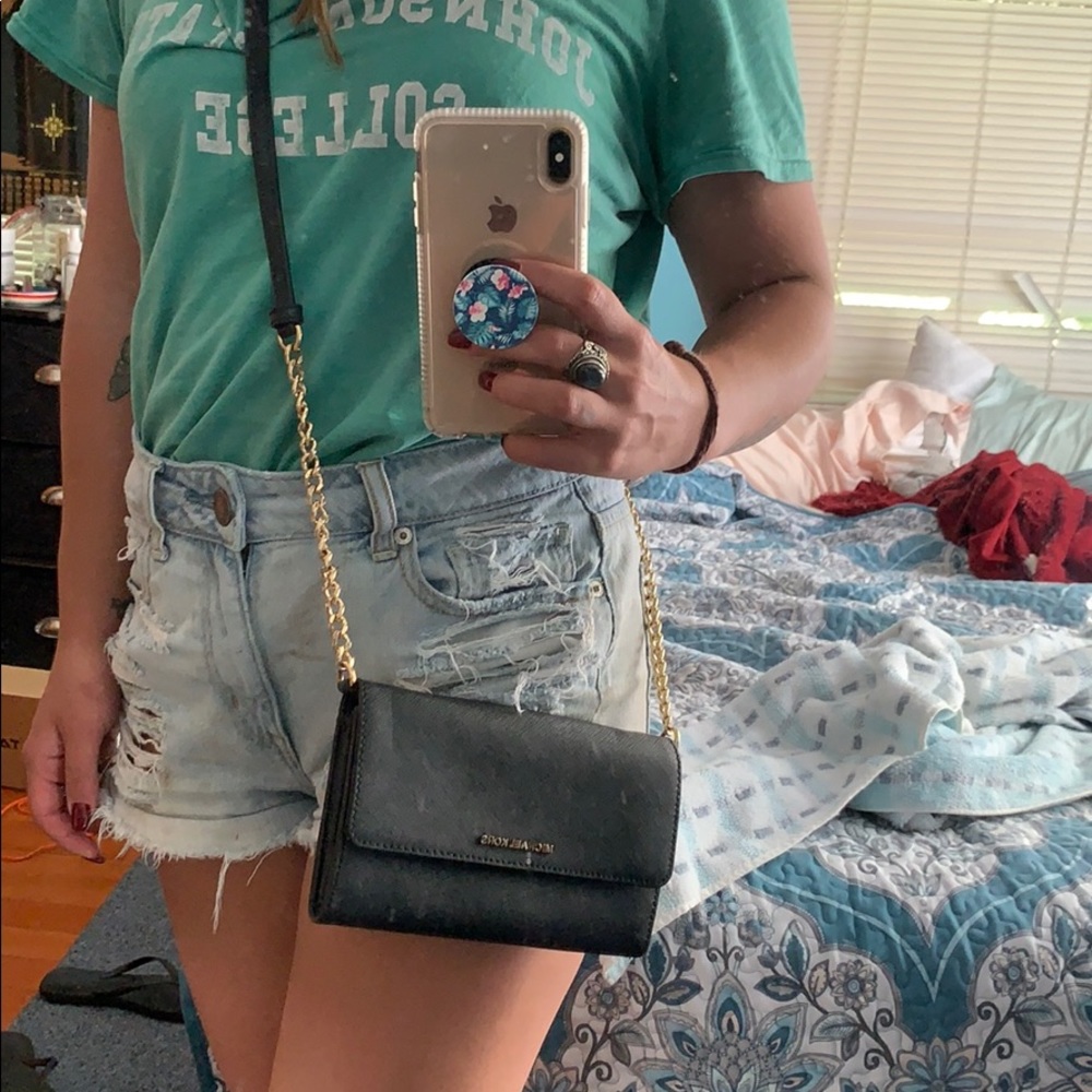 Authentic Leather Michael Kors Wallet/Crossbody - image 4